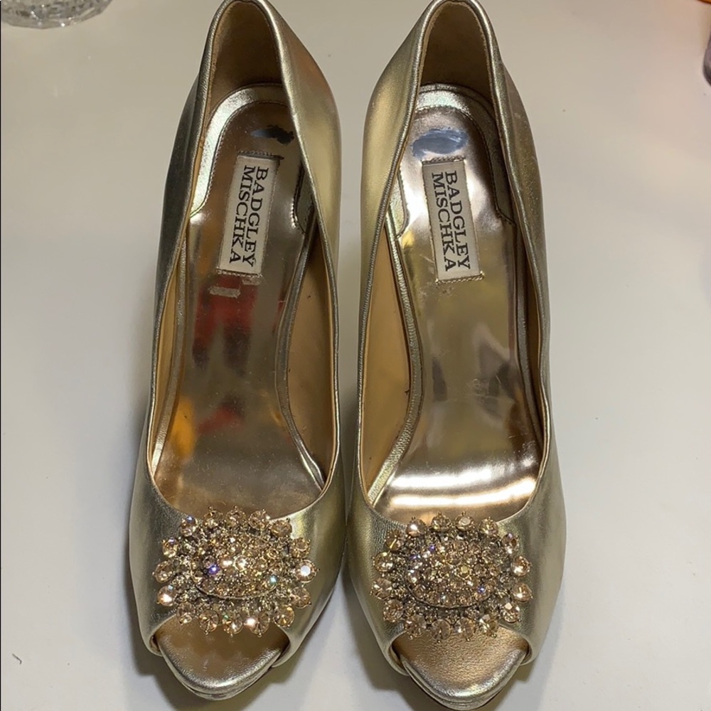 Badgley Mischka Heels Gold